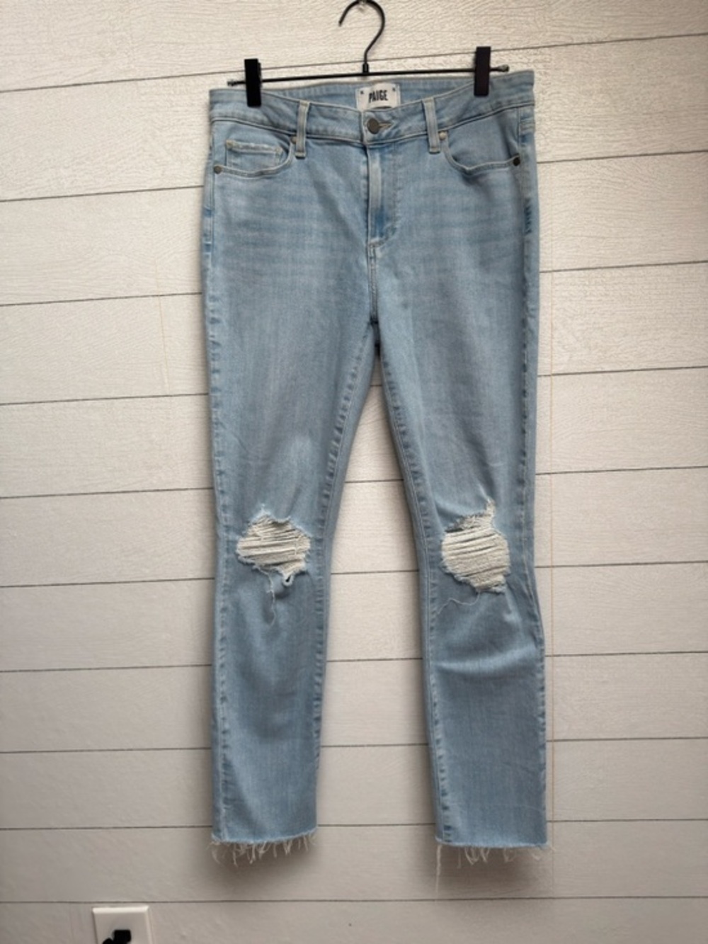 Paige Skyline Ankle Peg Light Wash Distressed Raw Hem Straight Jeans Size 30/10